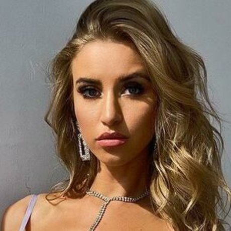 Modelnana onlyfans leaked naked