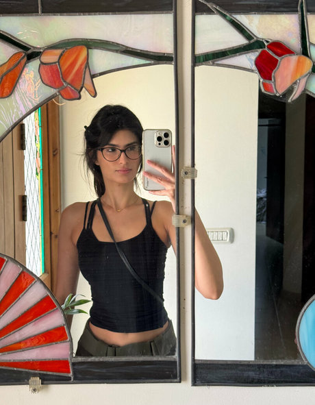 Aris Collection onlyfans pics