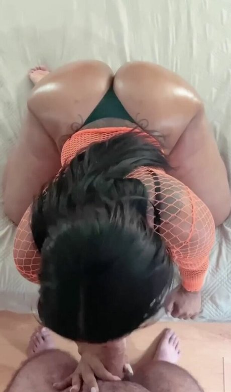 Camila Araujo onlyfans nude tits