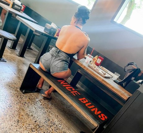 MissyPaigexx onlyfans leak