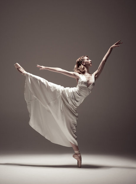 carolinekonstnar onlyfans posts