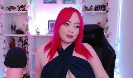 strawberryykitsune onlyfans pics