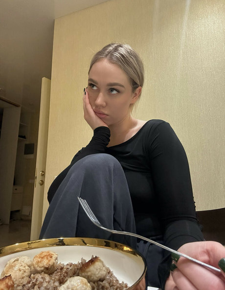 laleria onlyfans striptease