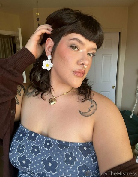 cherryishairy only fans porn