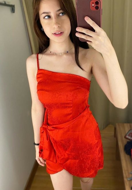 BiaGomez onlyfans nude leaks