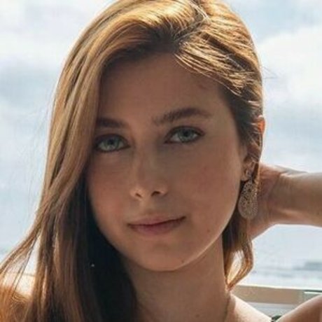 BiaGomez onlyfans leak