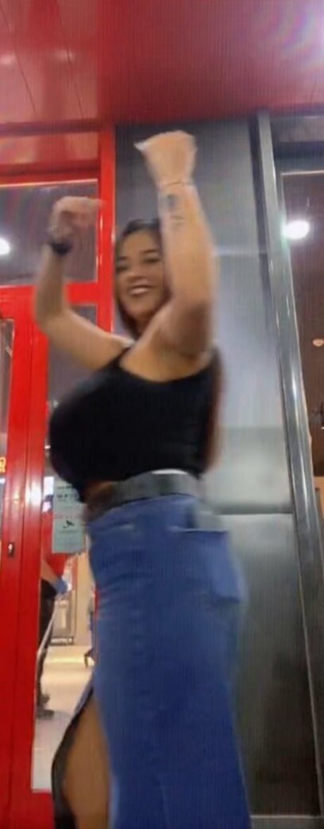 Anneris onlyfans page