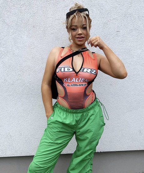 Festivalstyled onlyfans leaked tits