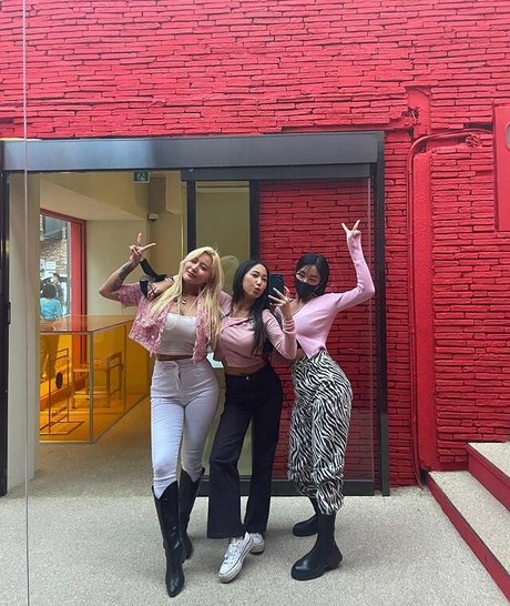 Lee Jaebeol nude onlyfans pics