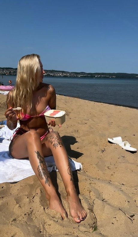 Nicci Hernestig onlyfans star