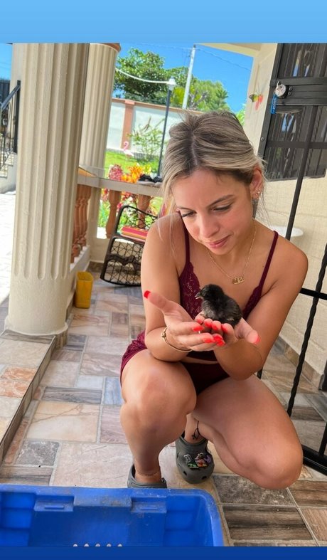 Solibeth Brito naked onlyfans pics