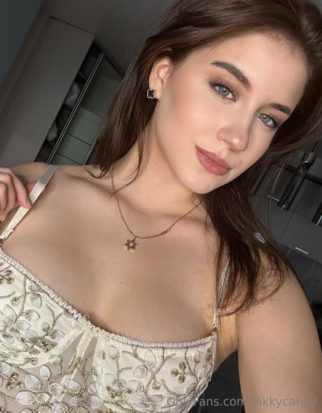 Candy Vikky Profile pic