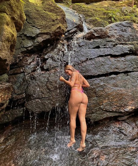 Lara Juc_ leaked onlyfans photos