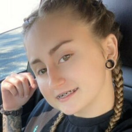 Maddieesworld onlyfans pic