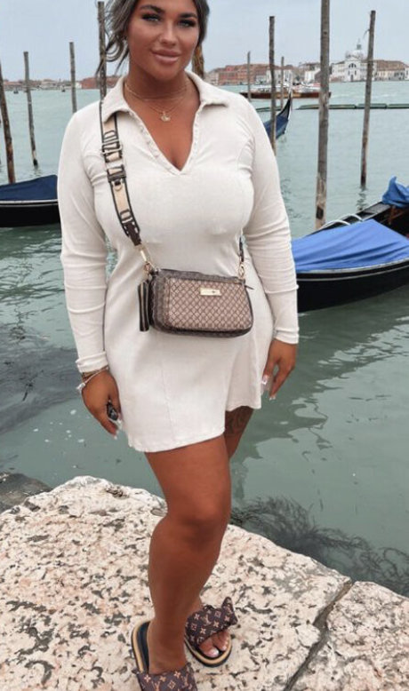 Nicole Barker onlyfans leak nudes