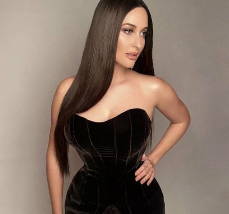 Kacey Musgraves onlyfans keak