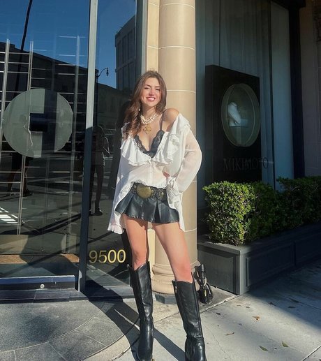 Sophie Silva onlyfans public photos