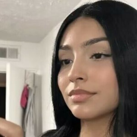 Alyssalyssa1933 only fans leaked