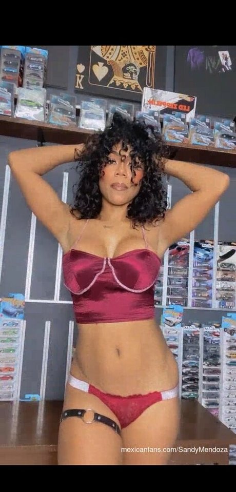 Sandy Mendoza onlyfans