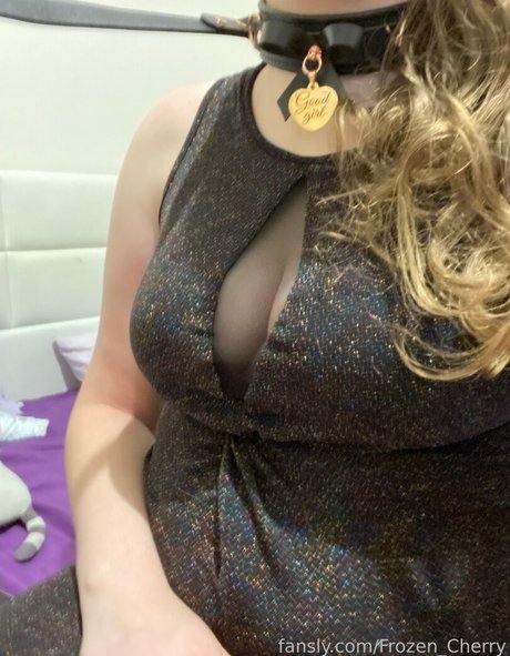 Frozen Cherry nude onlyfans pics