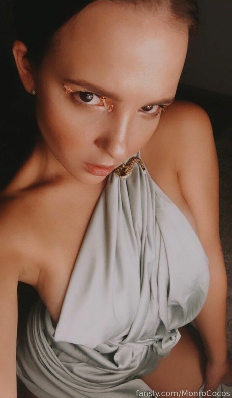 MonroCocos leaked onlyfans