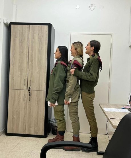 May Cohen onlyfans model