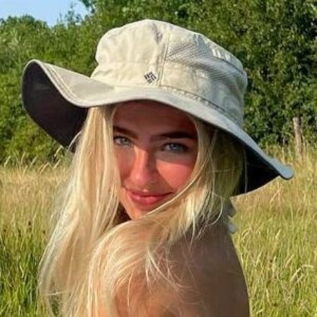 Danique Hosmar joi onlyfans