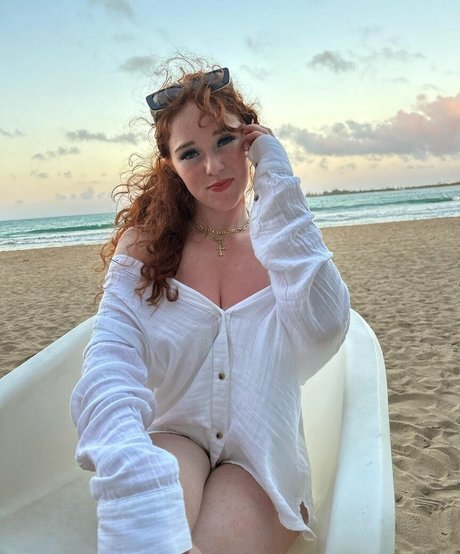 Kenziemahar naked onlyfans leak