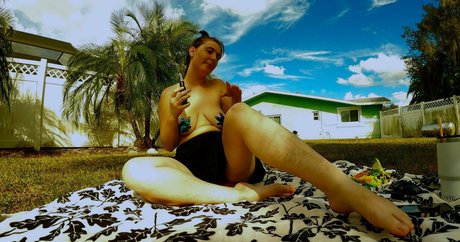 heavenlyterp boobs onlyfans