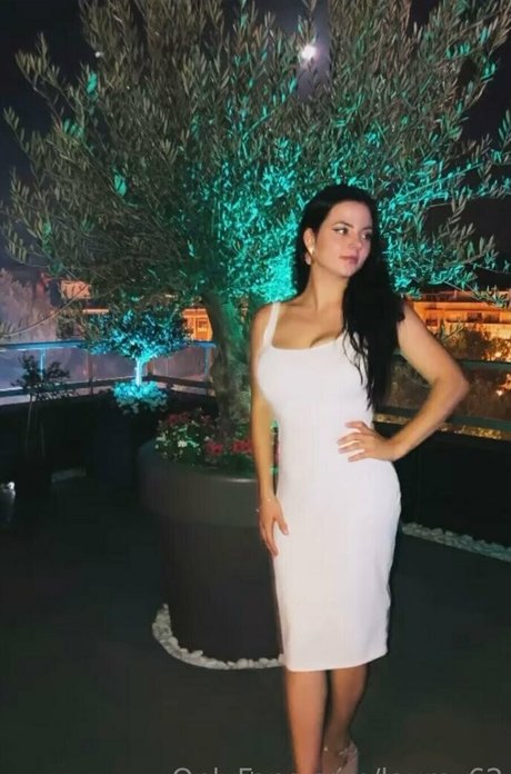 laura 62 onlyfans leakes