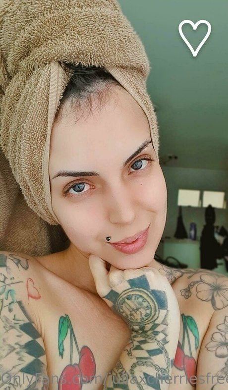 juliaxcherriesfree new onlyfans leak