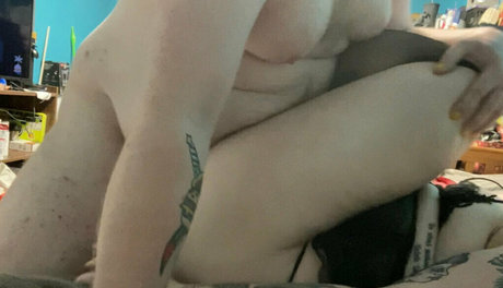 brattytreestar Profile pic