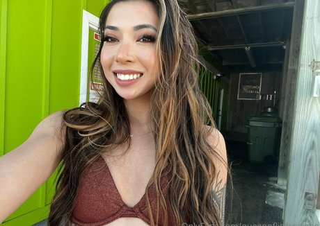 fitgirlyumi onlyfans naked