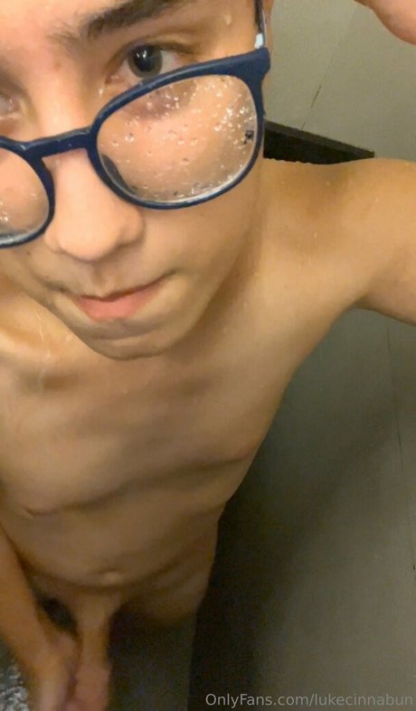 lukecinnabun onlyfans nudes leaks
