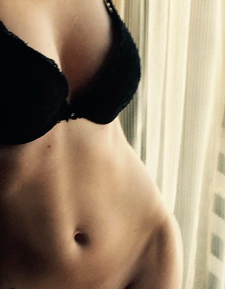 theravebitch only fans nudes