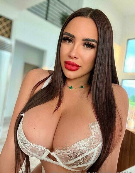 debvarela strip onlyfans