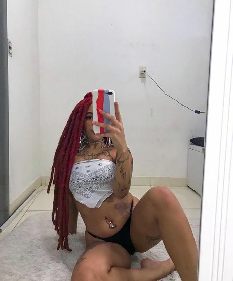 Duny Evelly feet onlyfans