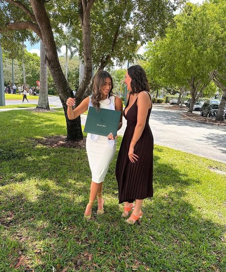 Monica Gonzalez only fans.