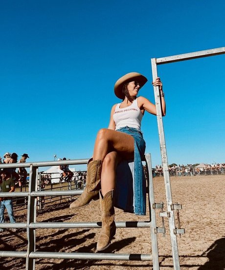 Monica Gonzalez onlyfans leaks nudes