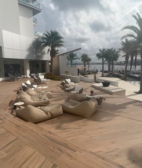 Lily Mcalpine onlyfans content type