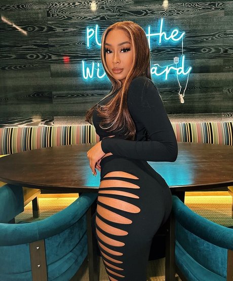 viandradunn boobs onlyfans