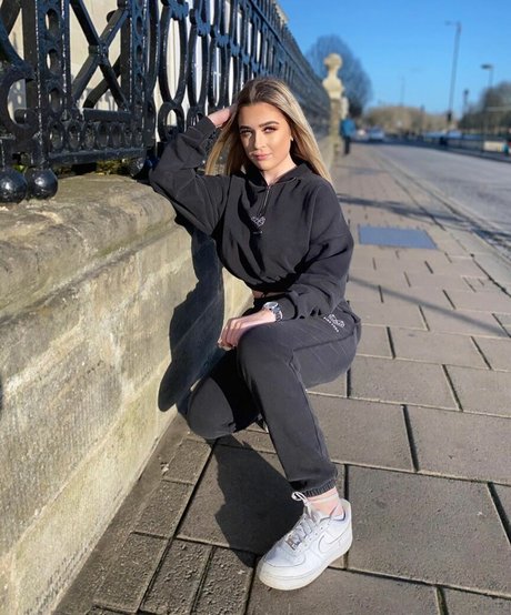 Alex Estelle nude onlyfans porn