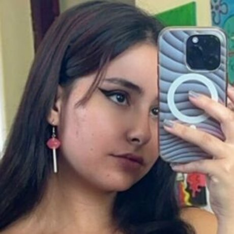 Robyn De Wit tits onlyfans