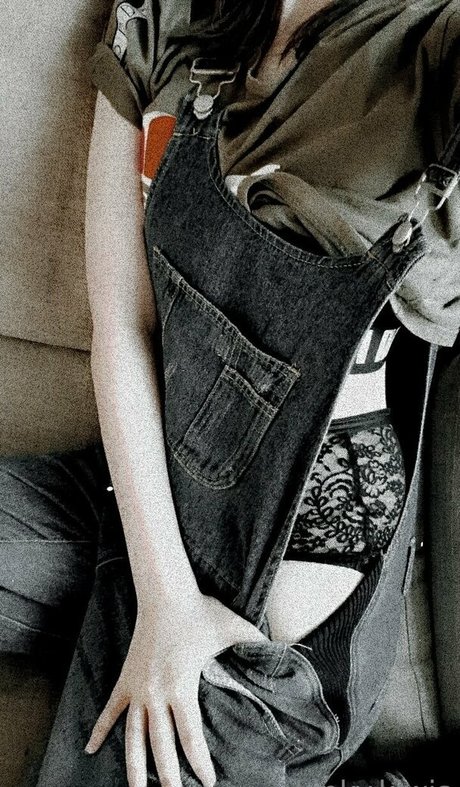 kinkykiwisx onlyfans content type