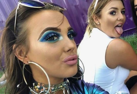 Bobbie Cook fans only