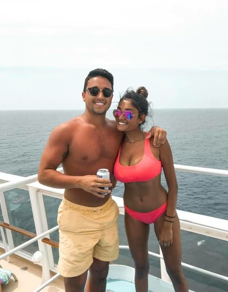 Zia Natasha Lehman Profile pic