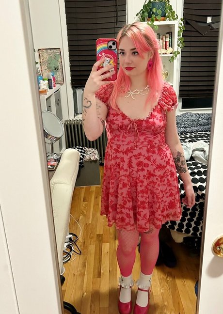 eviicherub only fans leak nude