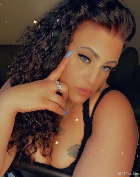 missoutlawakaladyk onlyfans porn free