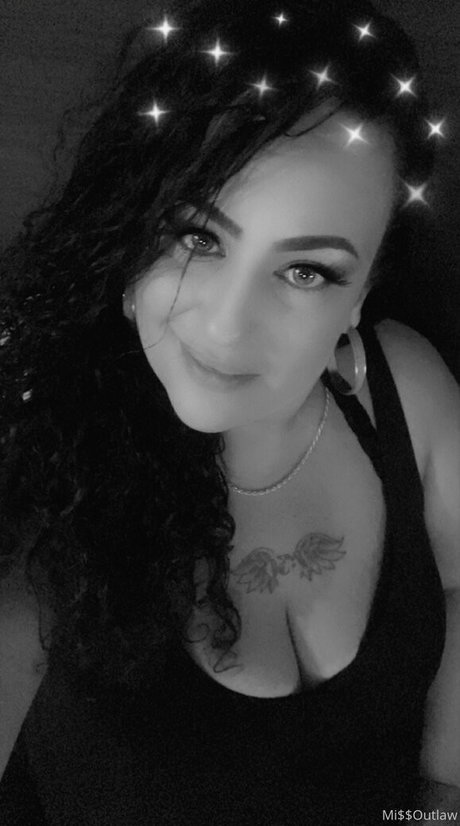 missoutlawakaladyk only fans xxx