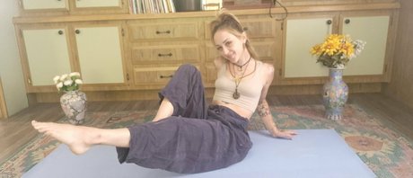 lilsweetpeamarie xxx onlyfans